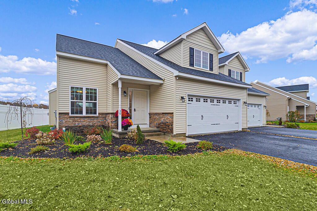 33 Paar Way Mechanicville NY 12118