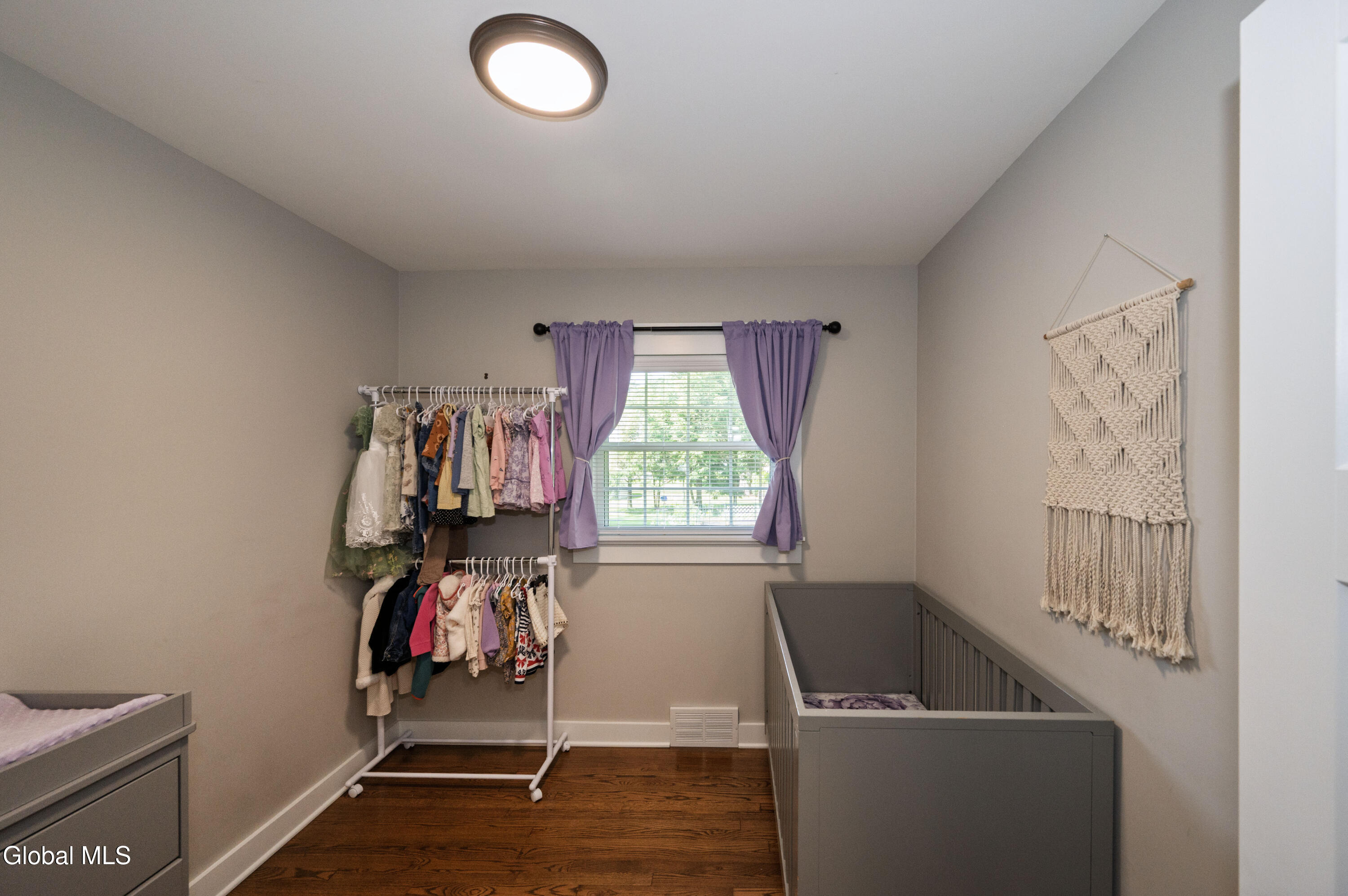 1040 John Alden Lane Schenectady NY 12306