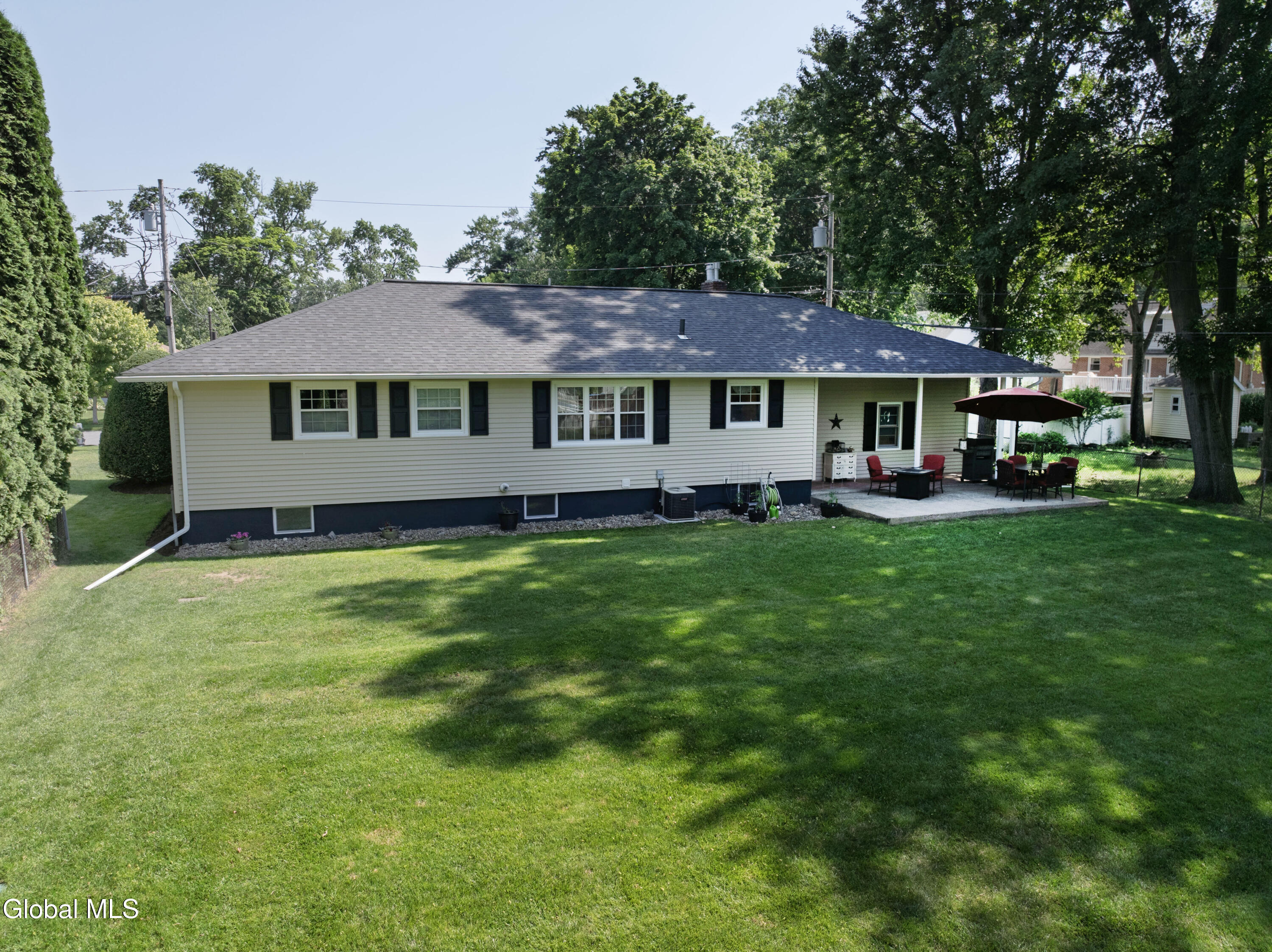 1040 John Alden Lane Schenectady NY 12306