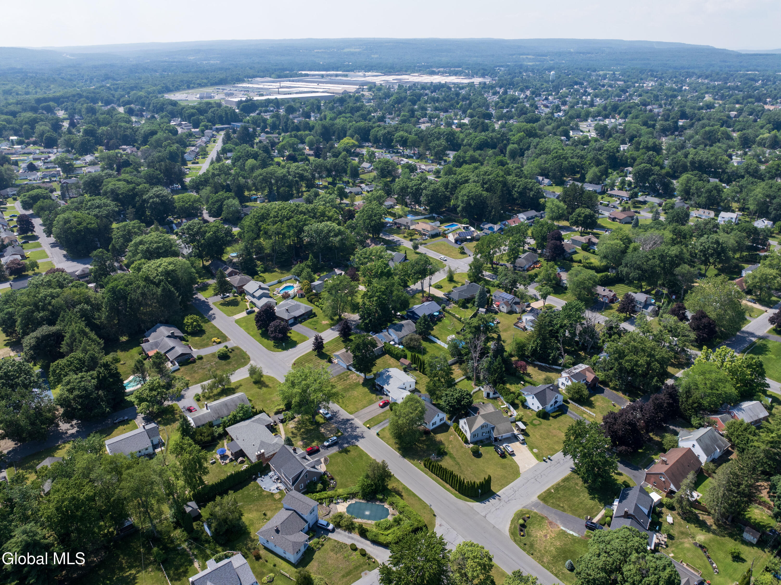 1040 John Alden Lane Schenectady NY 12306