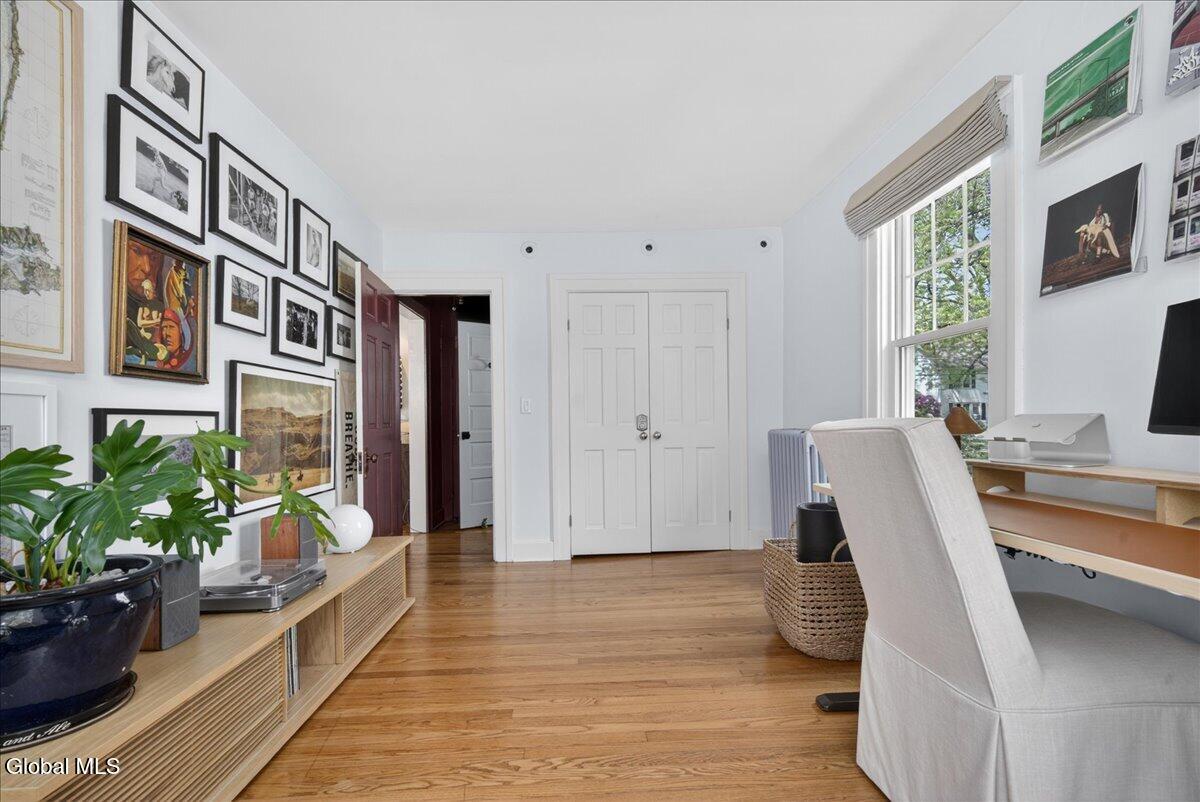 15 Burhans Place Delmar NY 12054