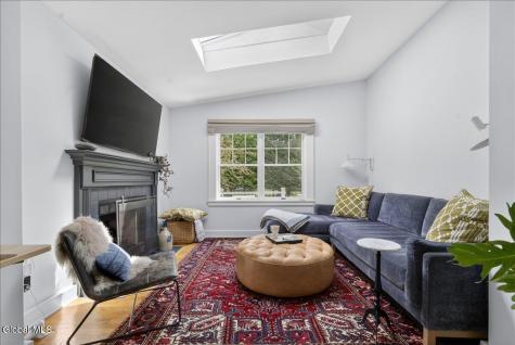 15 Burhans Place Delmar NY 12054