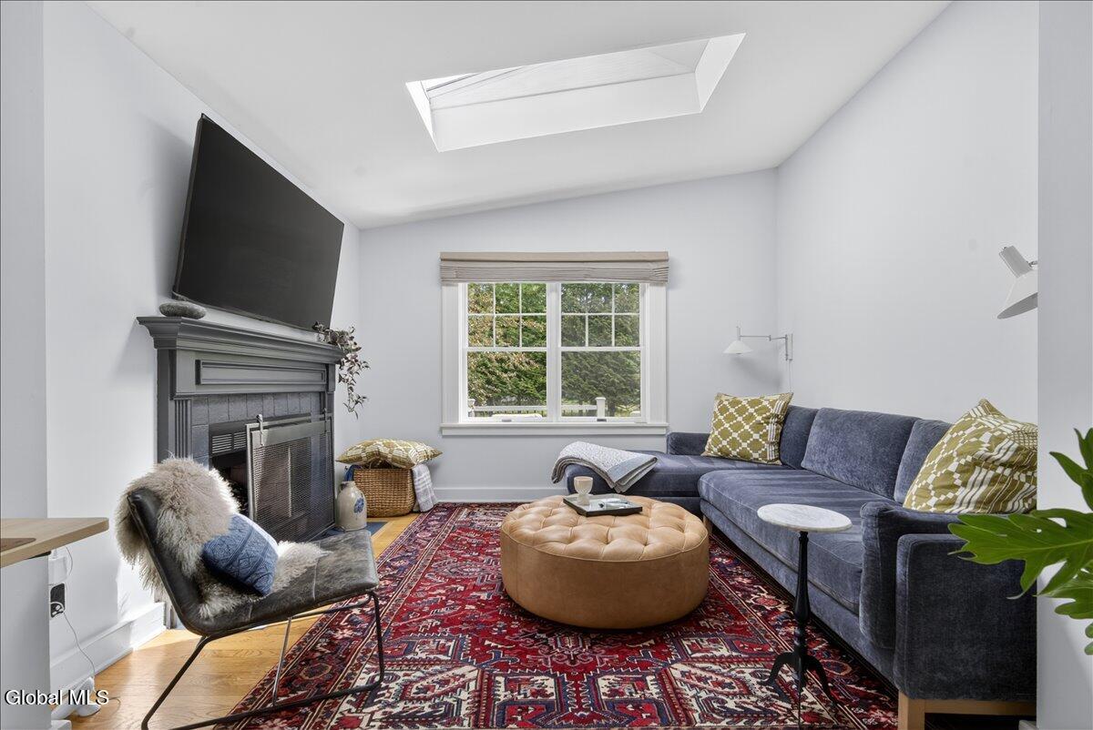 15 Burhans Place Delmar NY 12054