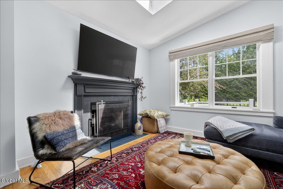 15 Burhans Place Delmar NY 12054