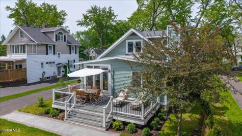 15 Burhans Place Delmar NY 12054