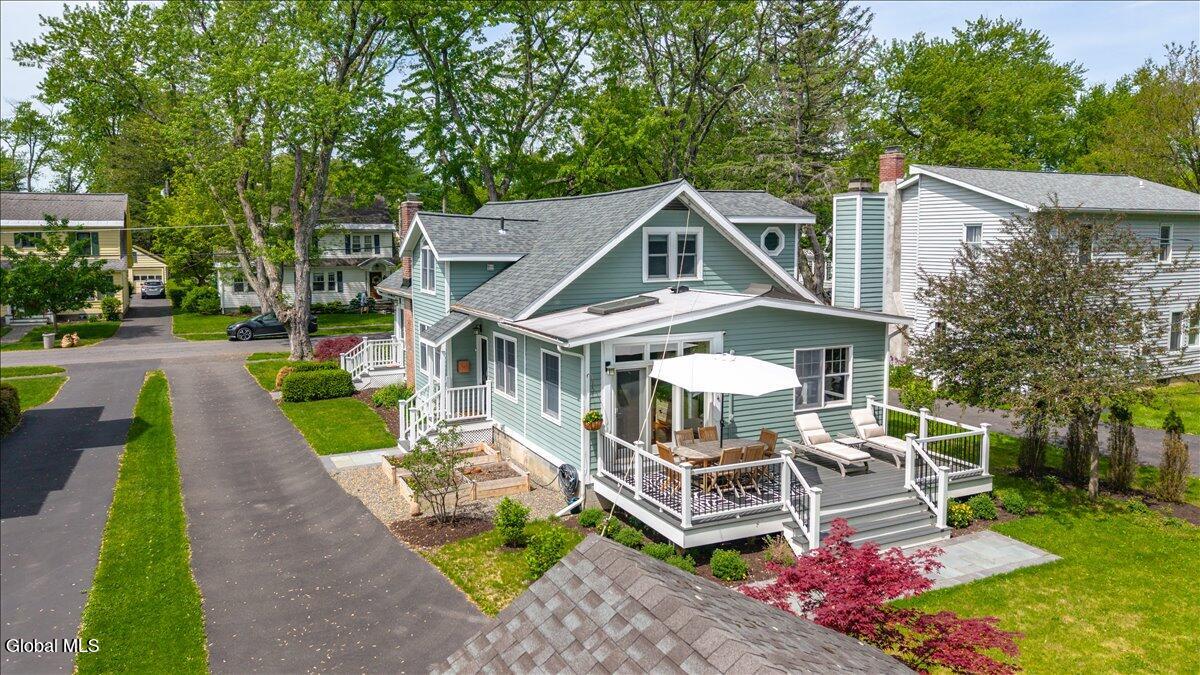 15 Burhans Place Delmar NY 12054