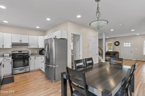 3096 Guilderland Avenue Rotterdam NY 12306