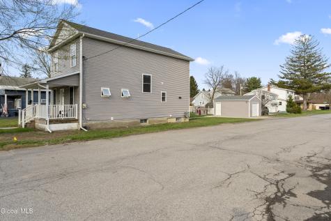 3096 Guilderland Avenue Rotterdam NY 12306