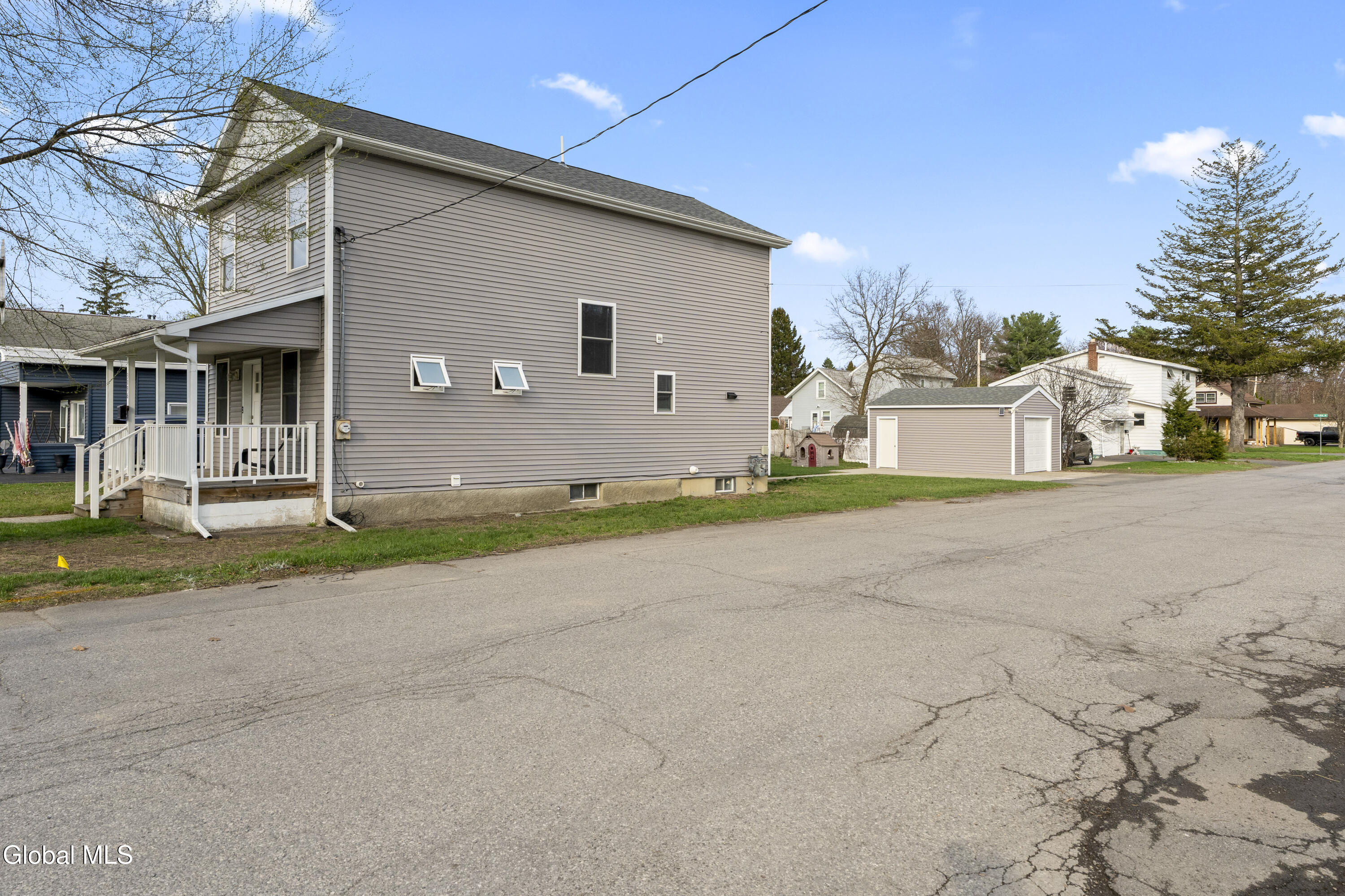 3096 Guilderland Avenue Rotterdam NY 12306