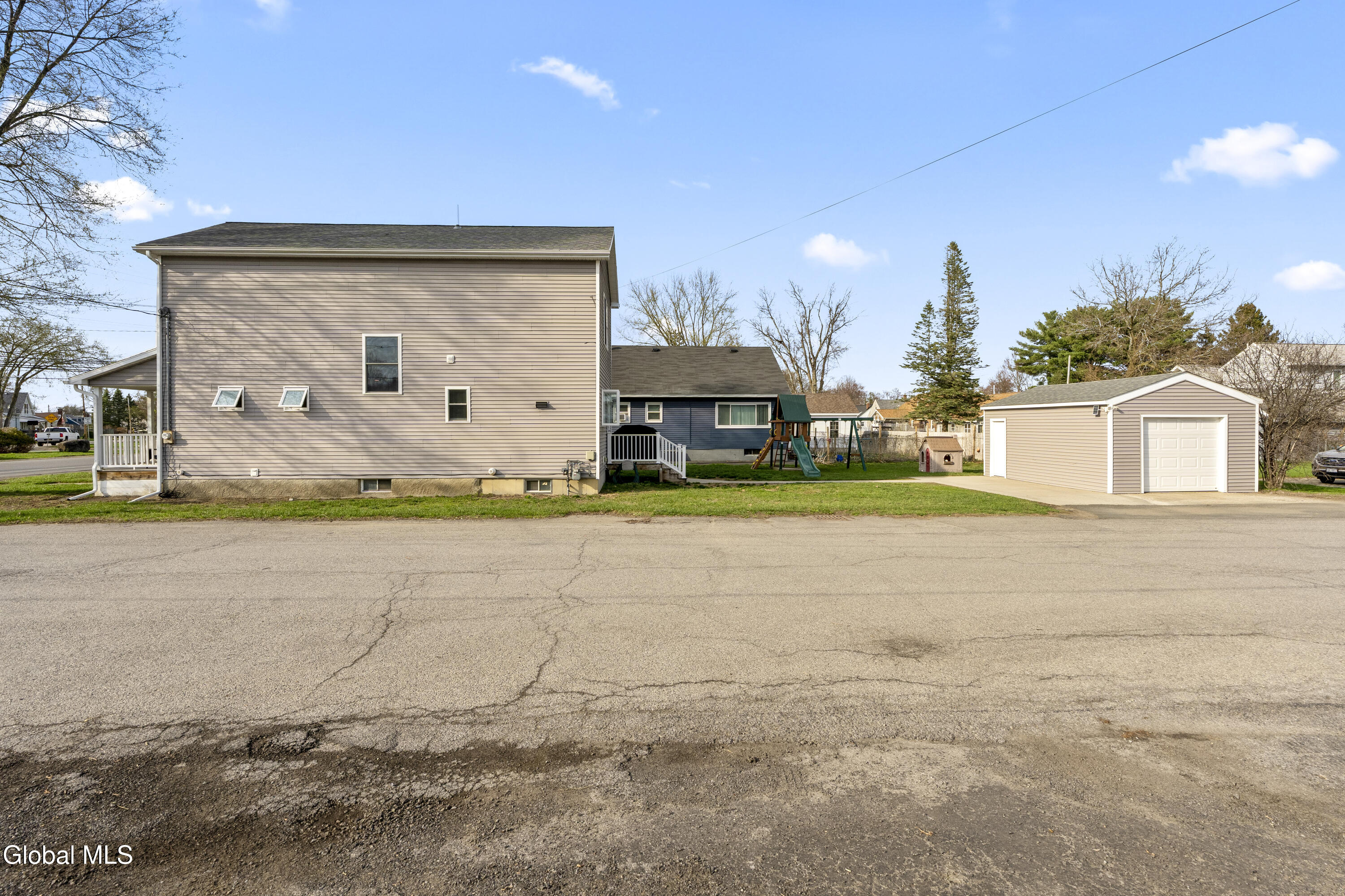 3096 Guilderland Avenue Rotterdam NY 12306