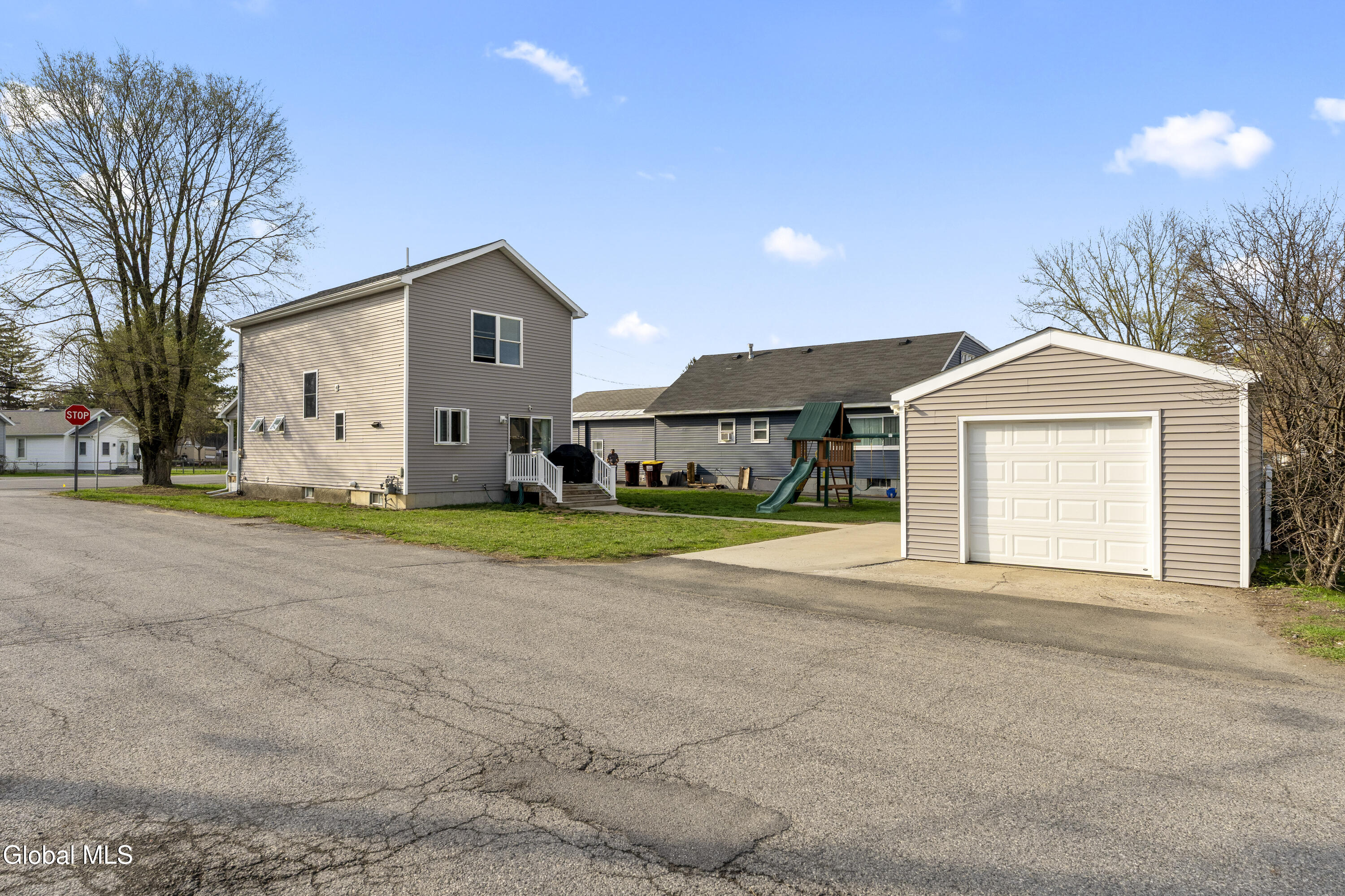 3096 Guilderland Avenue Rotterdam NY 12306