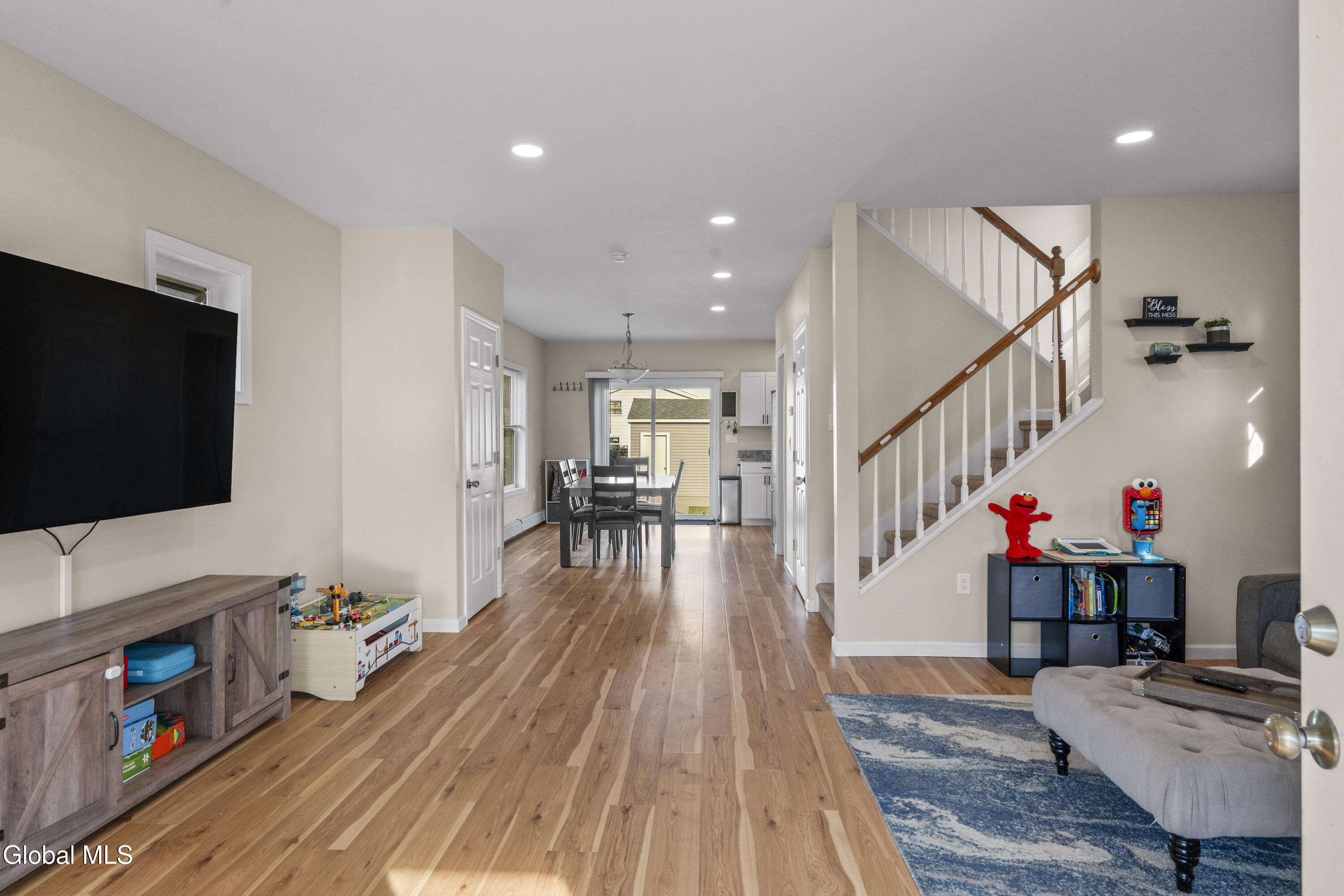 3096 Guilderland Avenue Rotterdam NY 12306