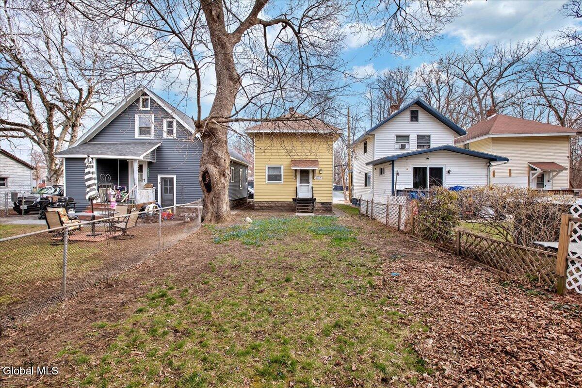 1864 Ferndale Avenue Schenectady NY 12306