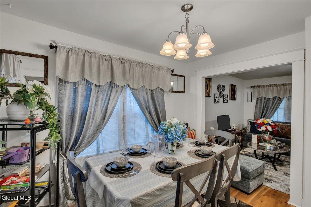 1864 Ferndale Avenue Schenectady NY 12306
