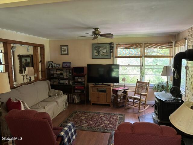 27 Rutherford Road West Sand Lake NY 12196