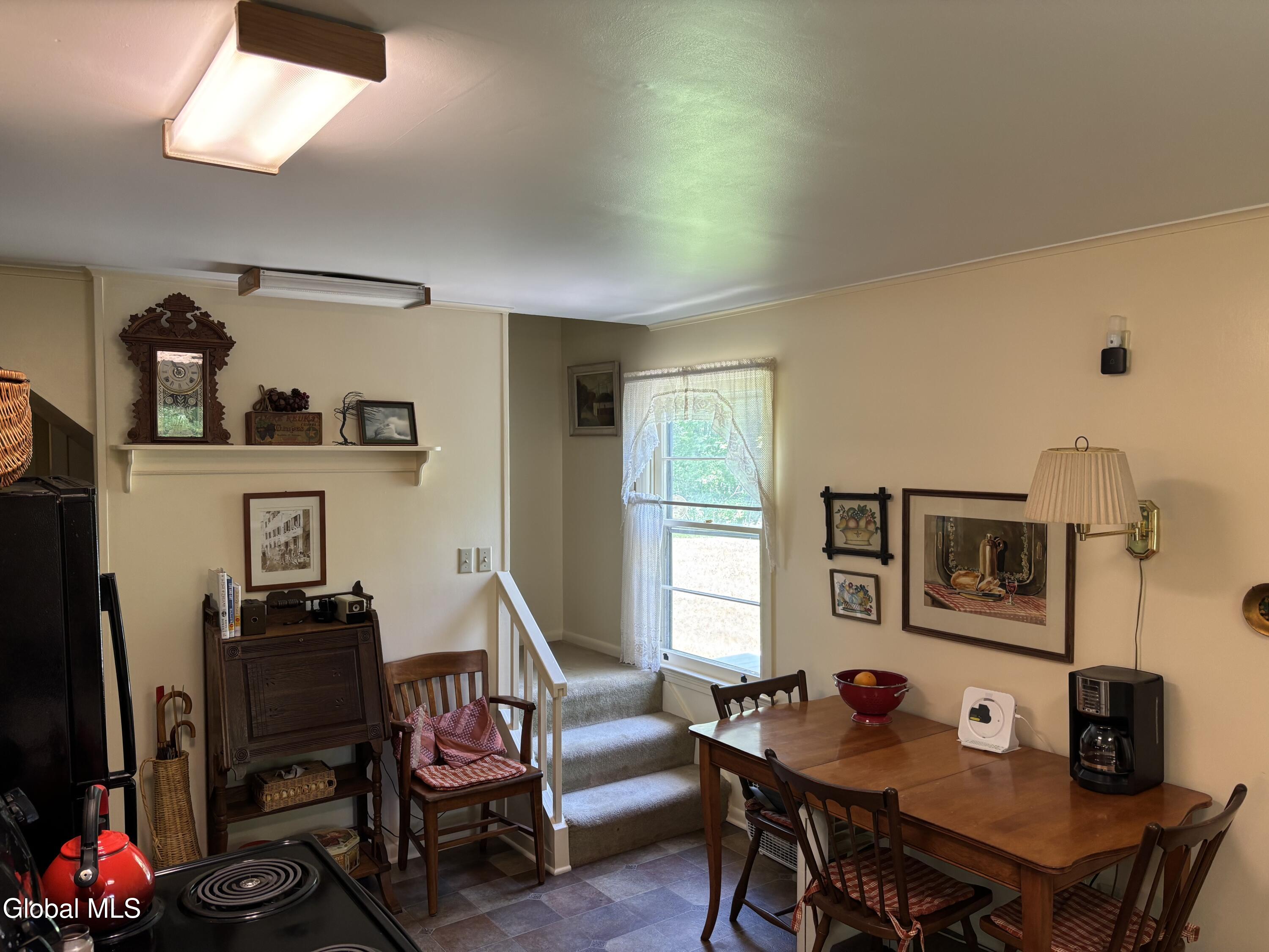 27 Rutherford Road West Sand Lake NY 12196