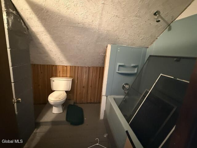 26 S Shore Road Broadalbin NY 12134