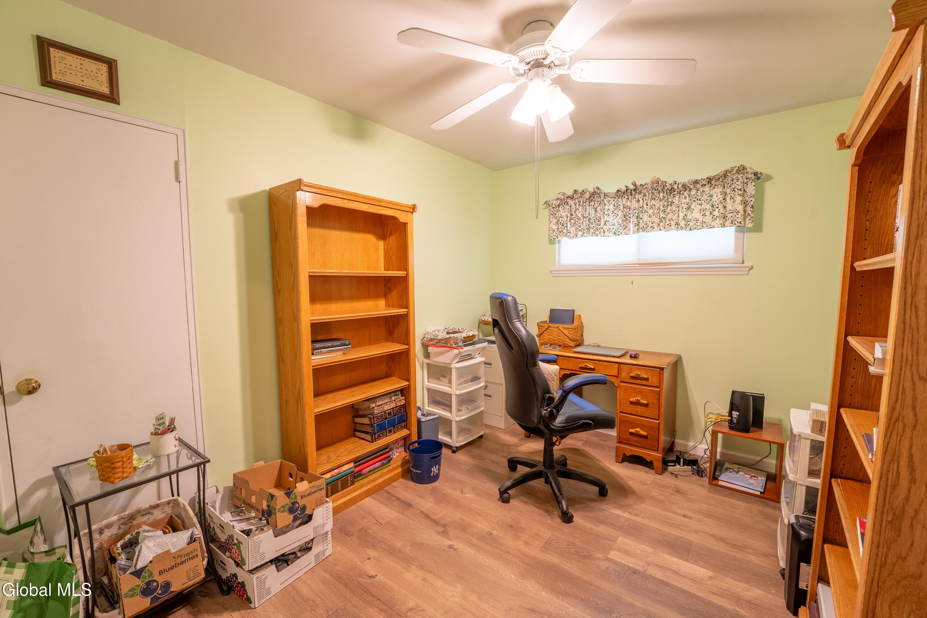 6 Huckleberry Lane Albany NY 12205