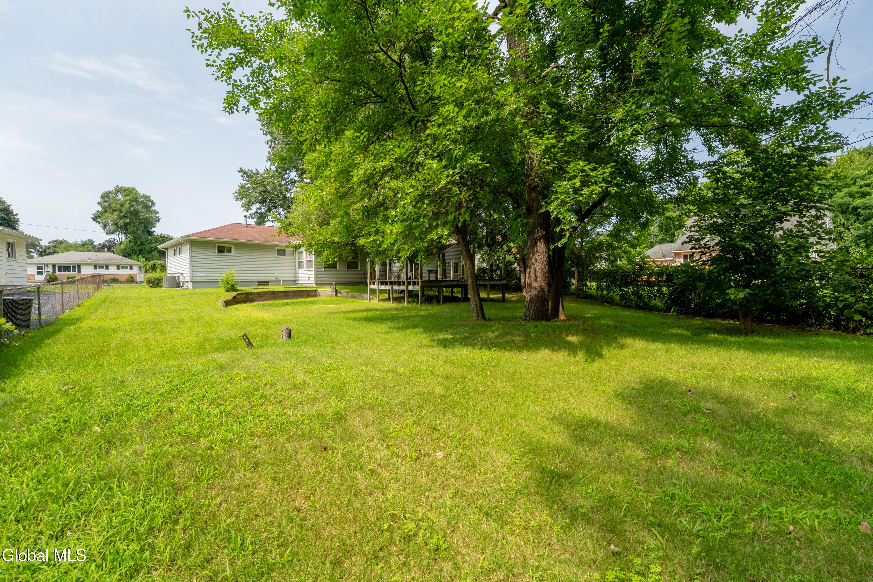 6 Huckleberry Lane Albany NY 12205