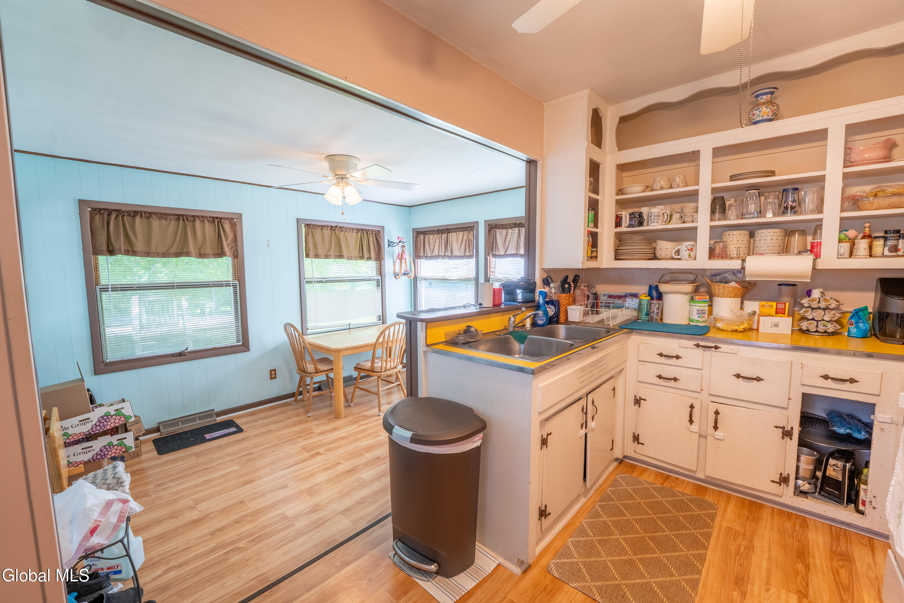 6 Huckleberry Lane Albany NY 12205