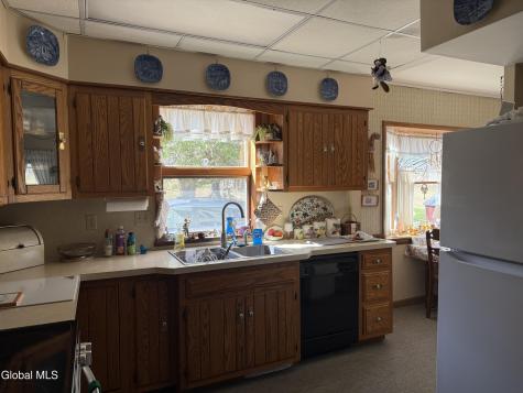 818 Middle Road Granville NY 12832