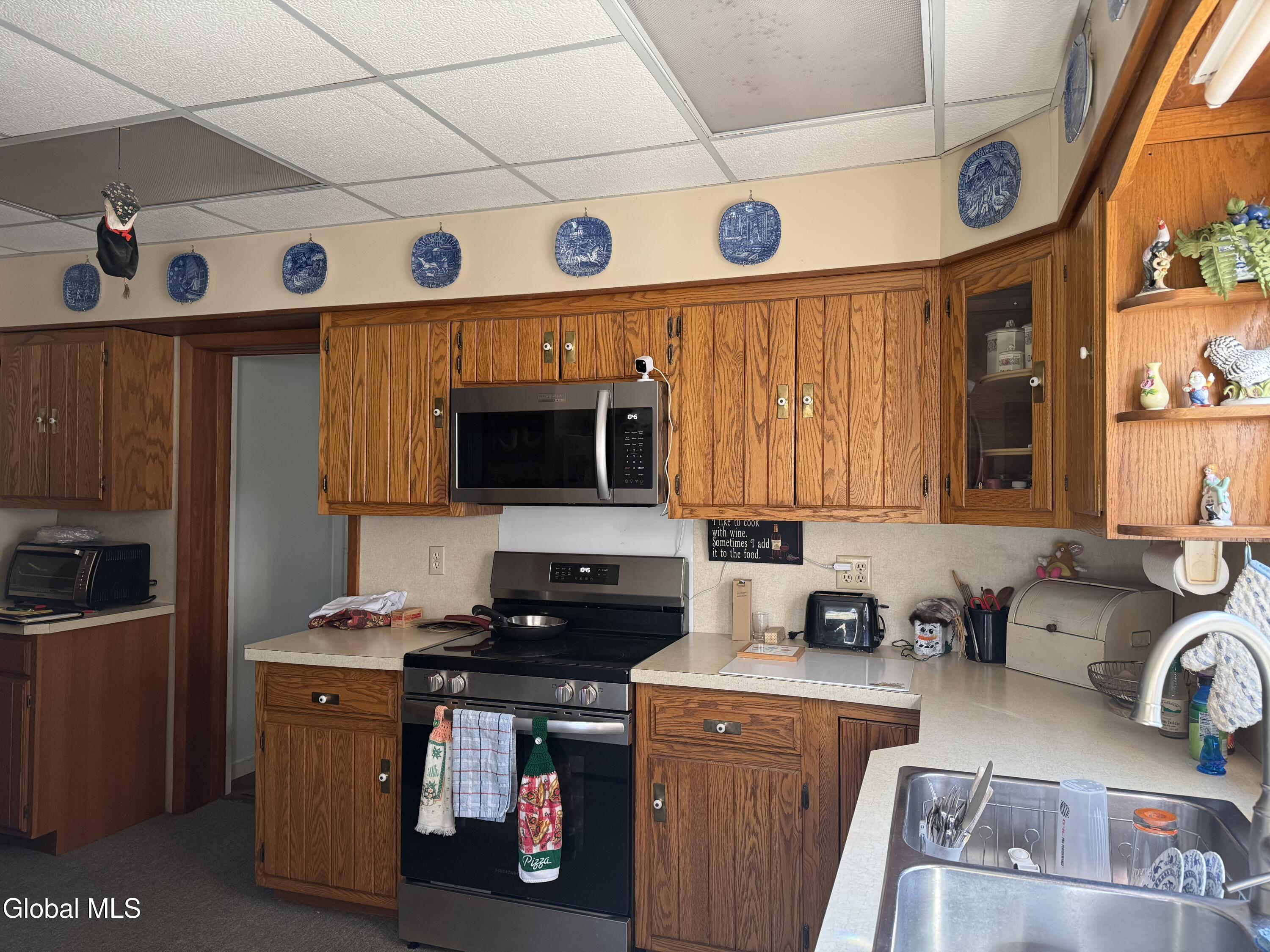 818 Middle Road Granville NY 12832