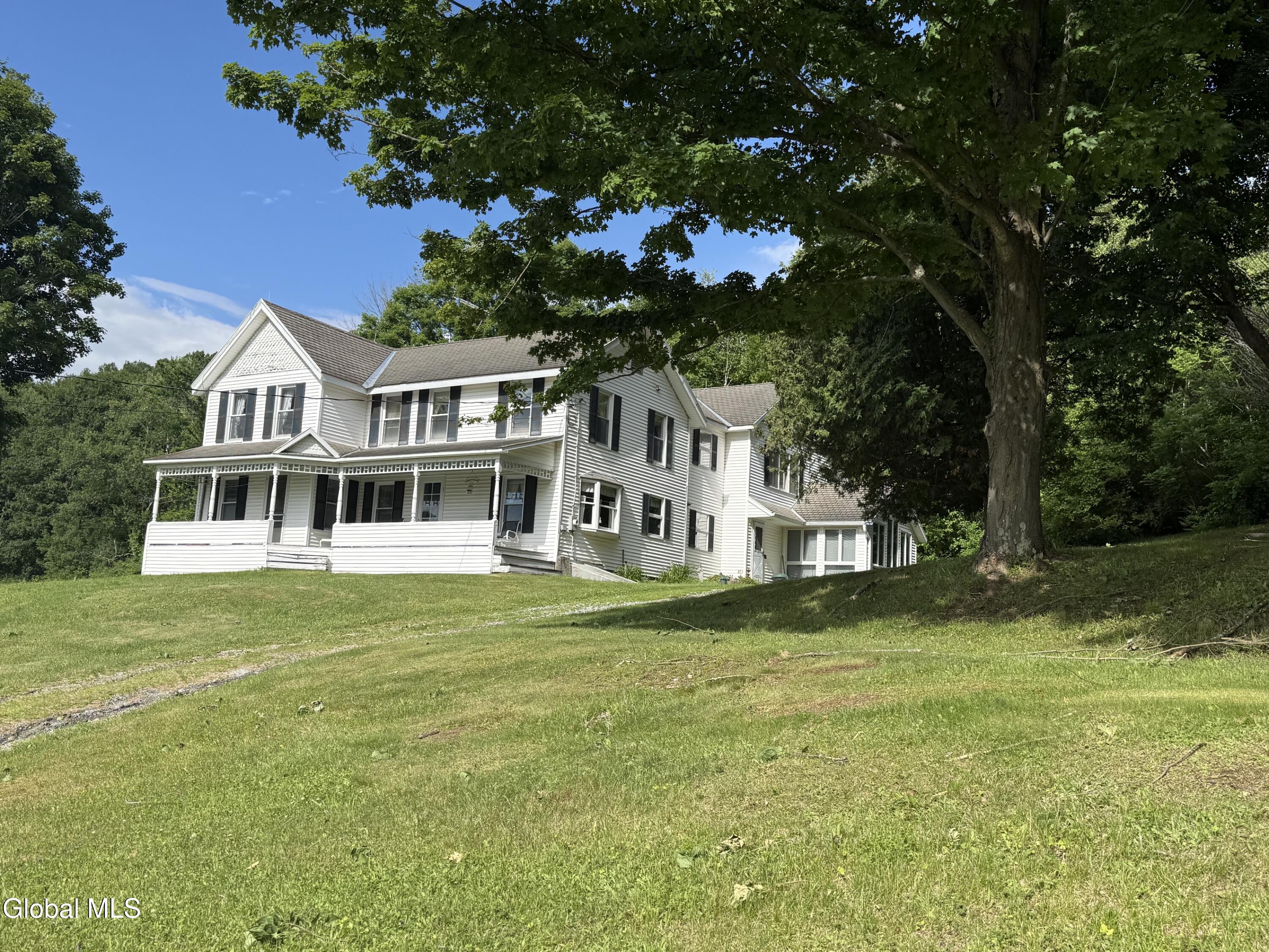 818 Middle Road Granville NY 12832