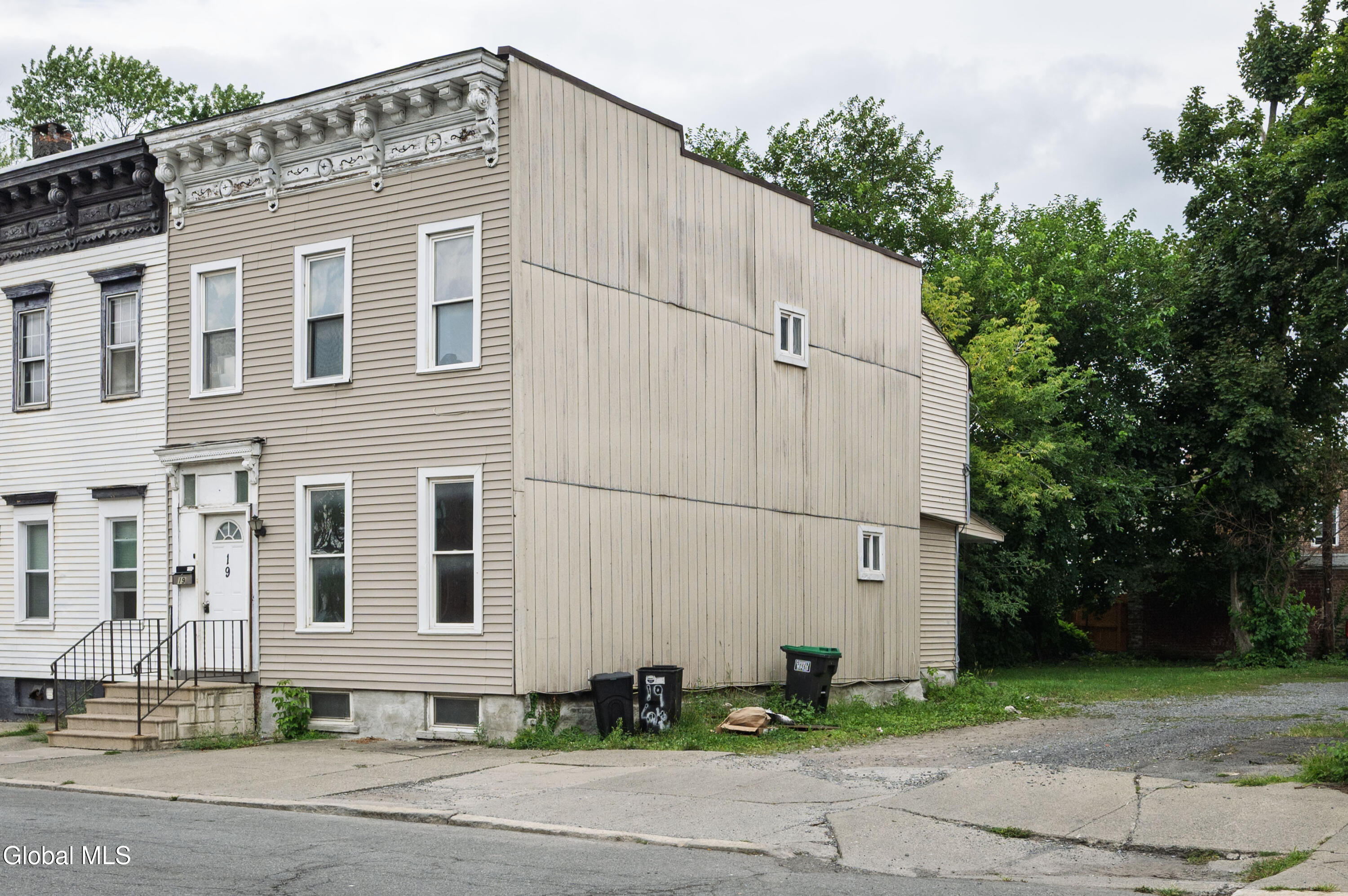 19 N Lake Avenue Albany NY 12203