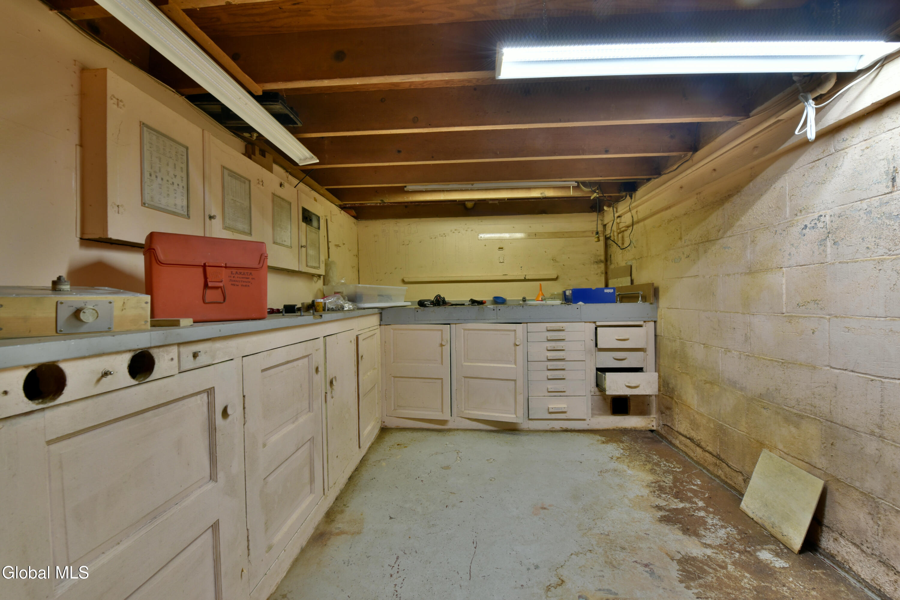 14 E Clinton Street Johnstown NY 12095