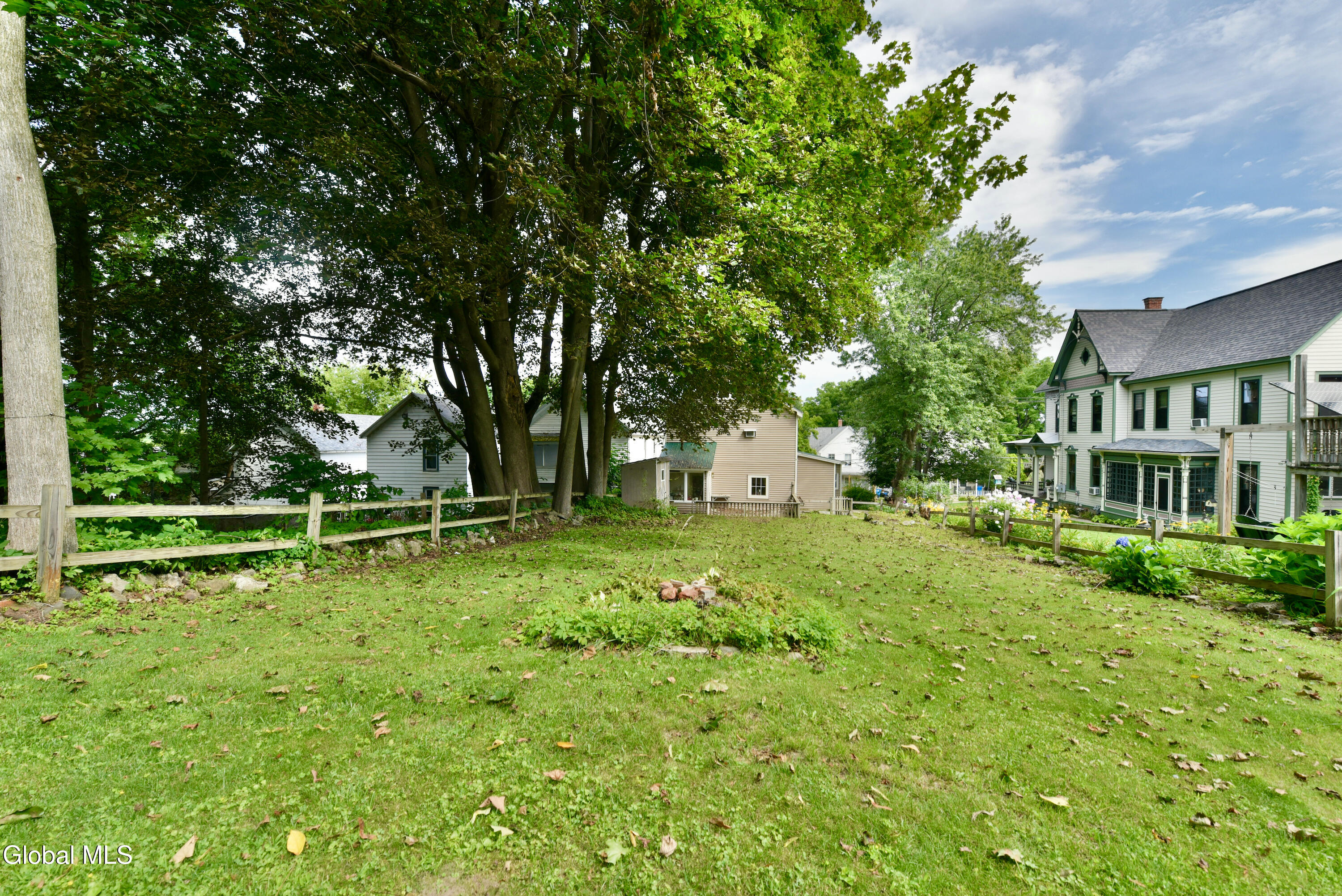 14 E Clinton Street Johnstown NY 12095