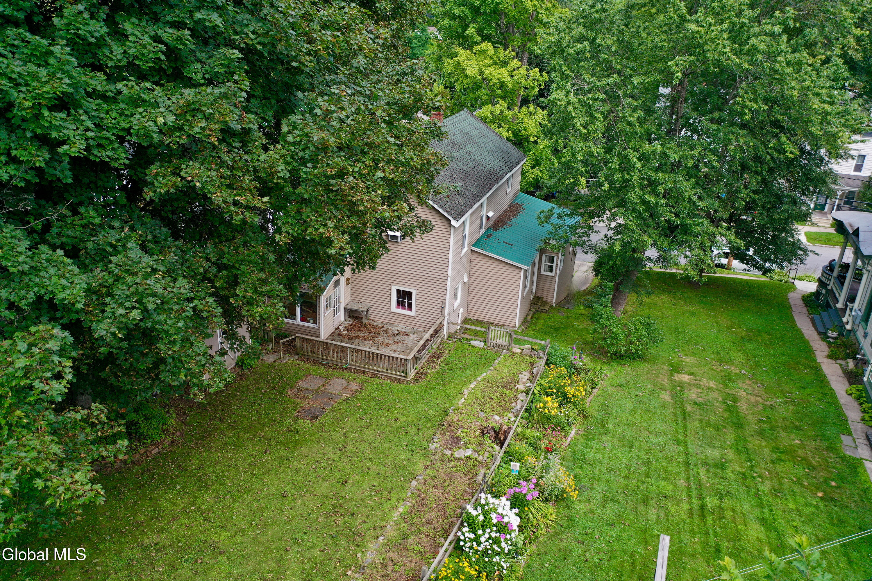 14 E Clinton Street Johnstown NY 12095