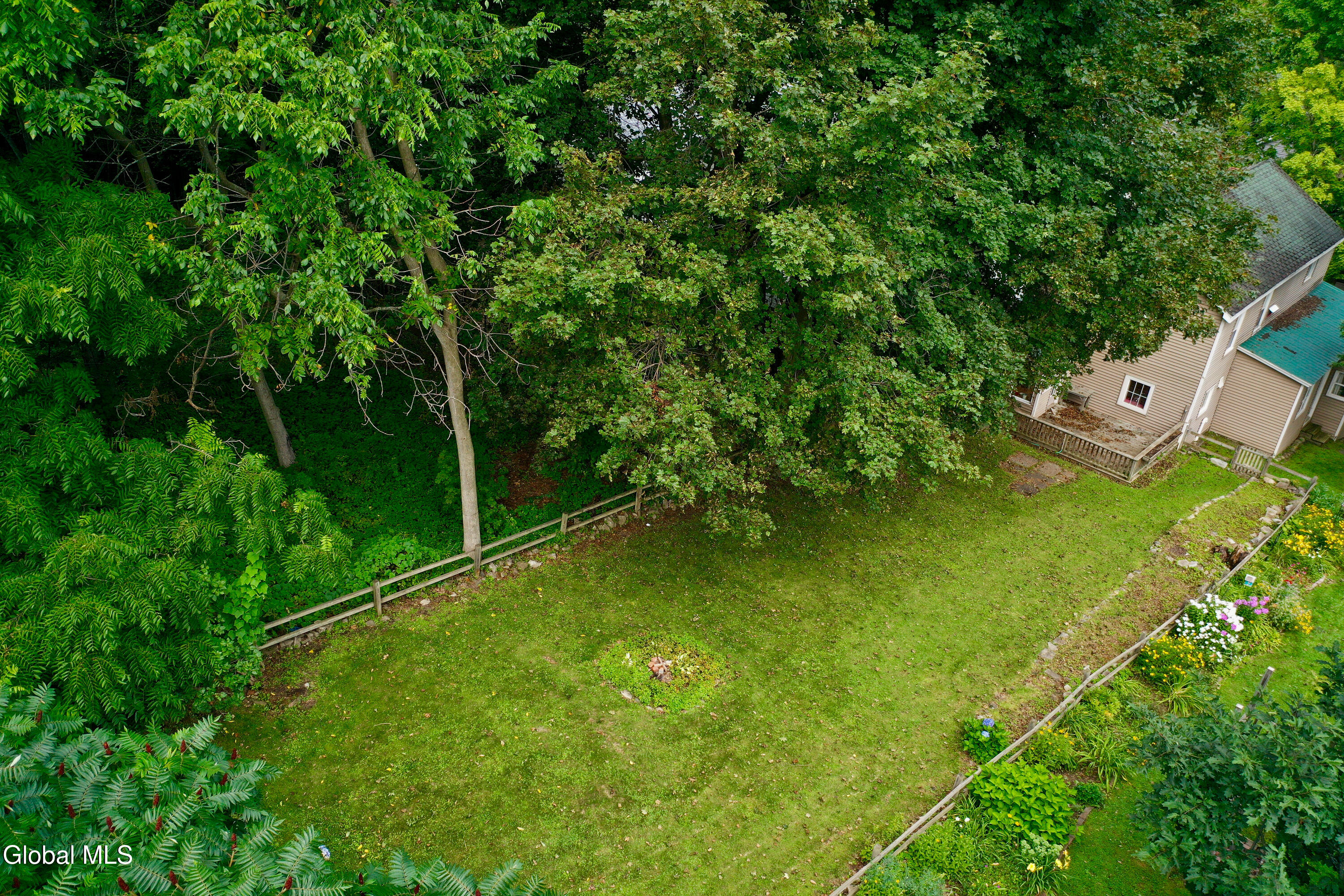 14 E Clinton Street Johnstown NY 12095