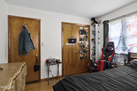 1253 Van Cortland Street Schenectady NY 12303