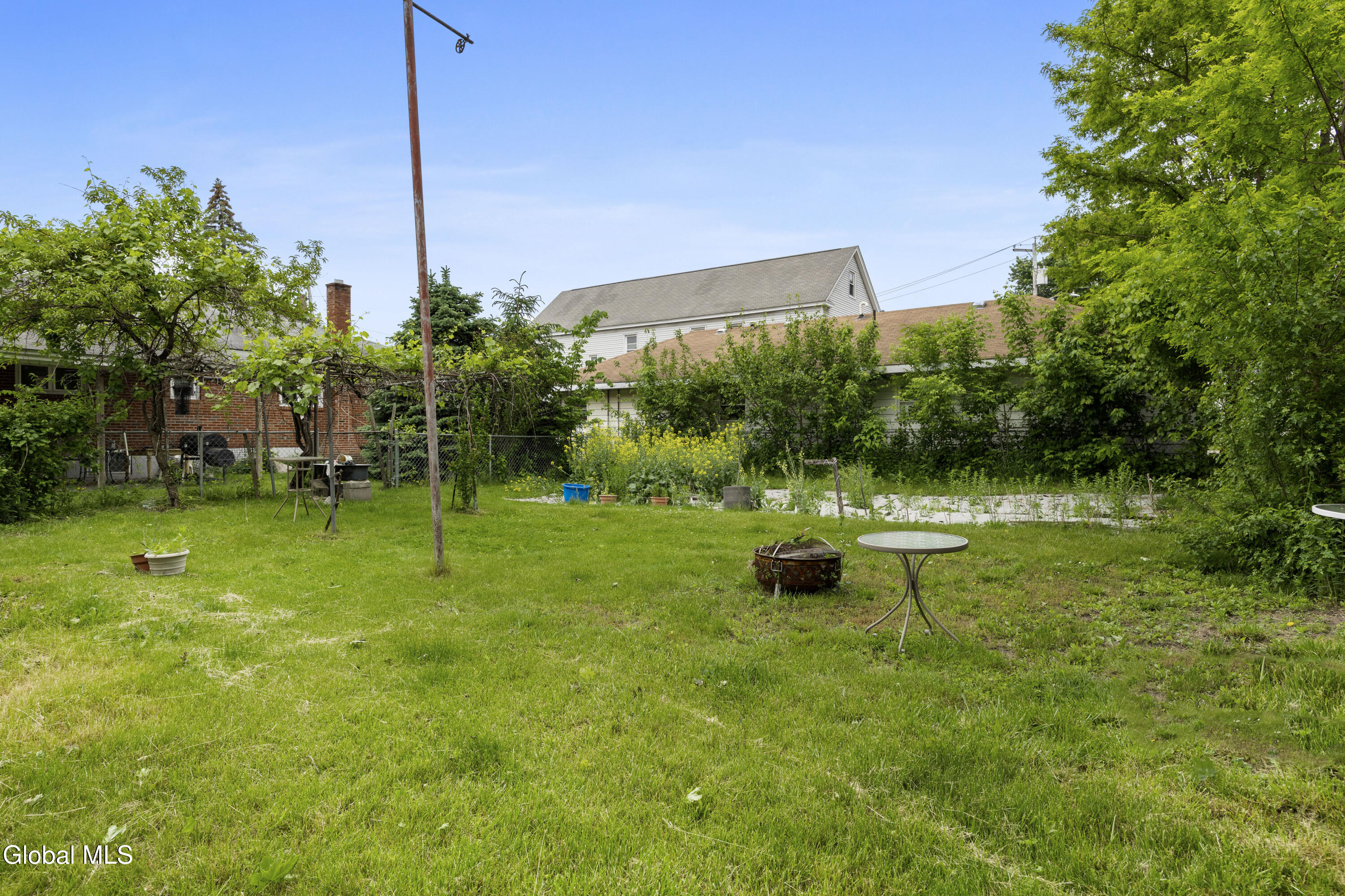 1253 Van Cortland Street Schenectady NY 12303