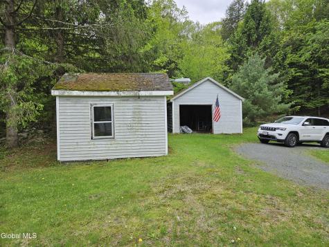 773 Plank Road Averill Park NY 12018