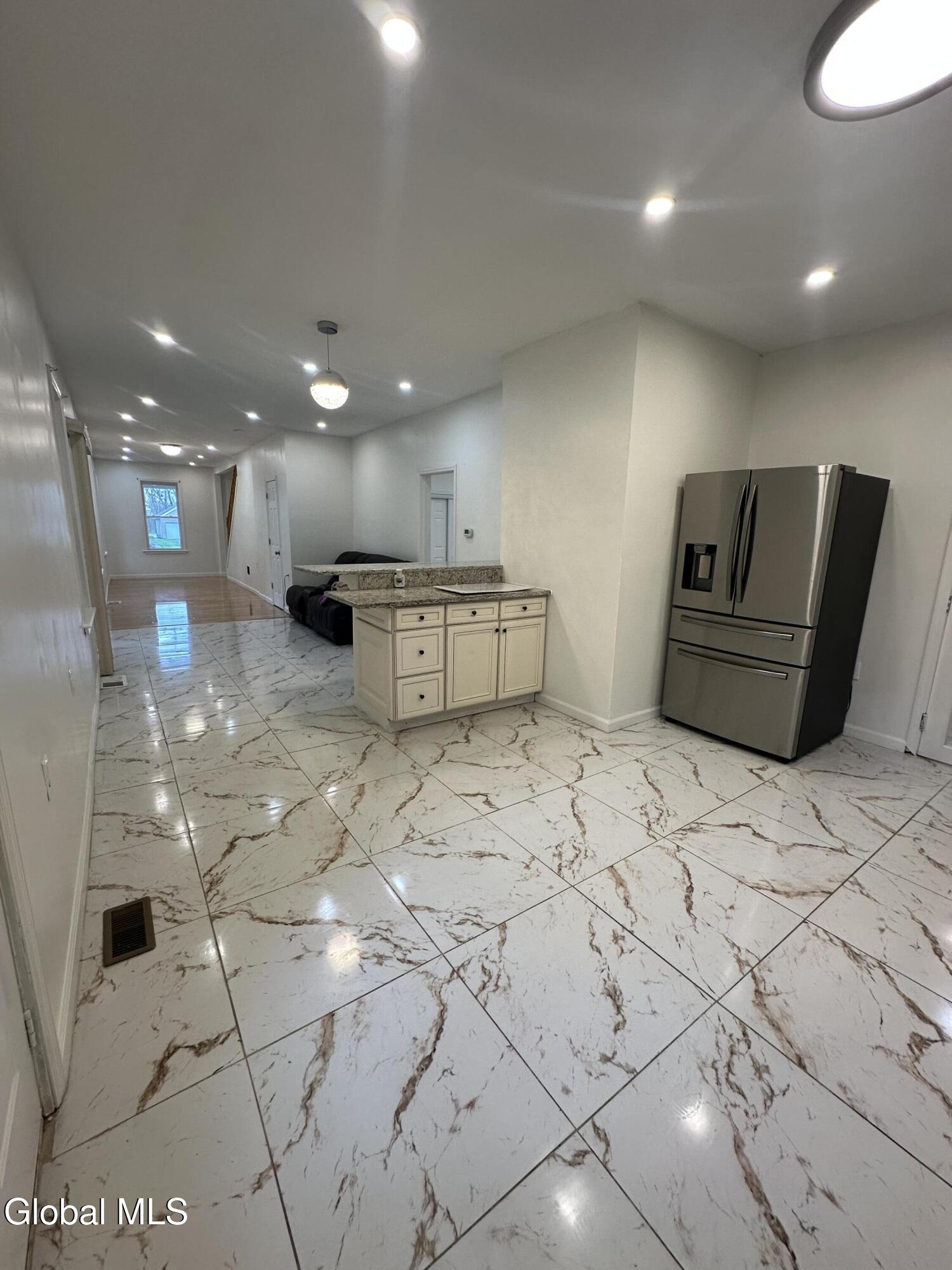 11 Parkis Street Rotterdam Junction NY 12150
