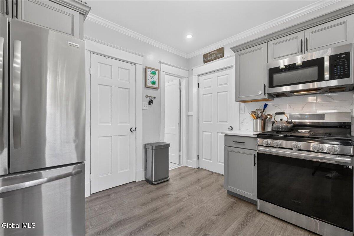 124 Gifford Road Schenectady NY 12304
