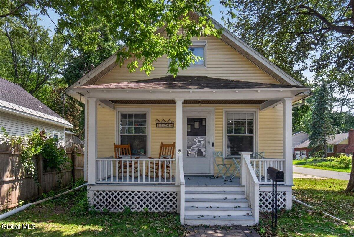124 Gifford Road Schenectady NY 12304