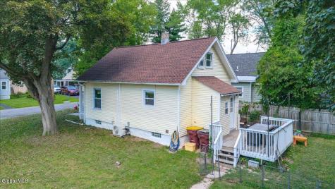 124 Gifford Road Schenectady NY 12304