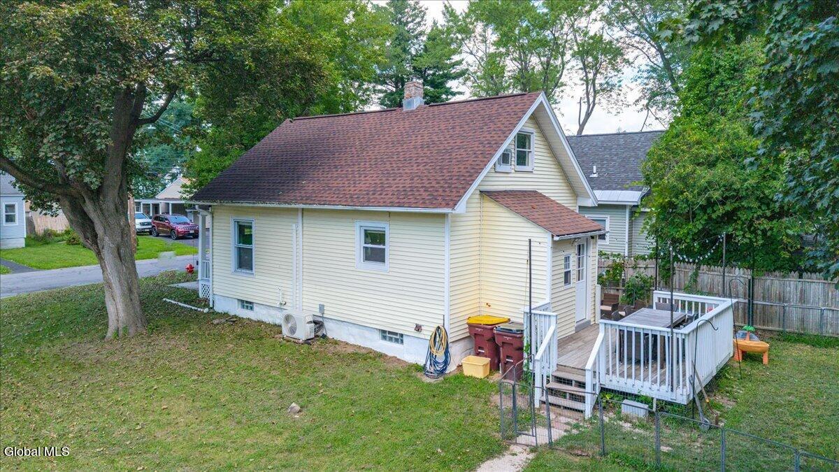 124 Gifford Road Schenectady NY 12304