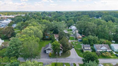 124 Gifford Road Schenectady NY 12304