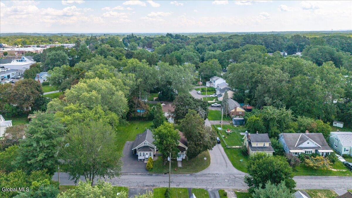 124 Gifford Road Schenectady NY 12304