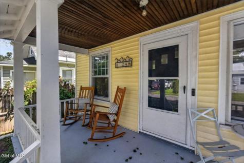 124 Gifford Road Schenectady NY 12304