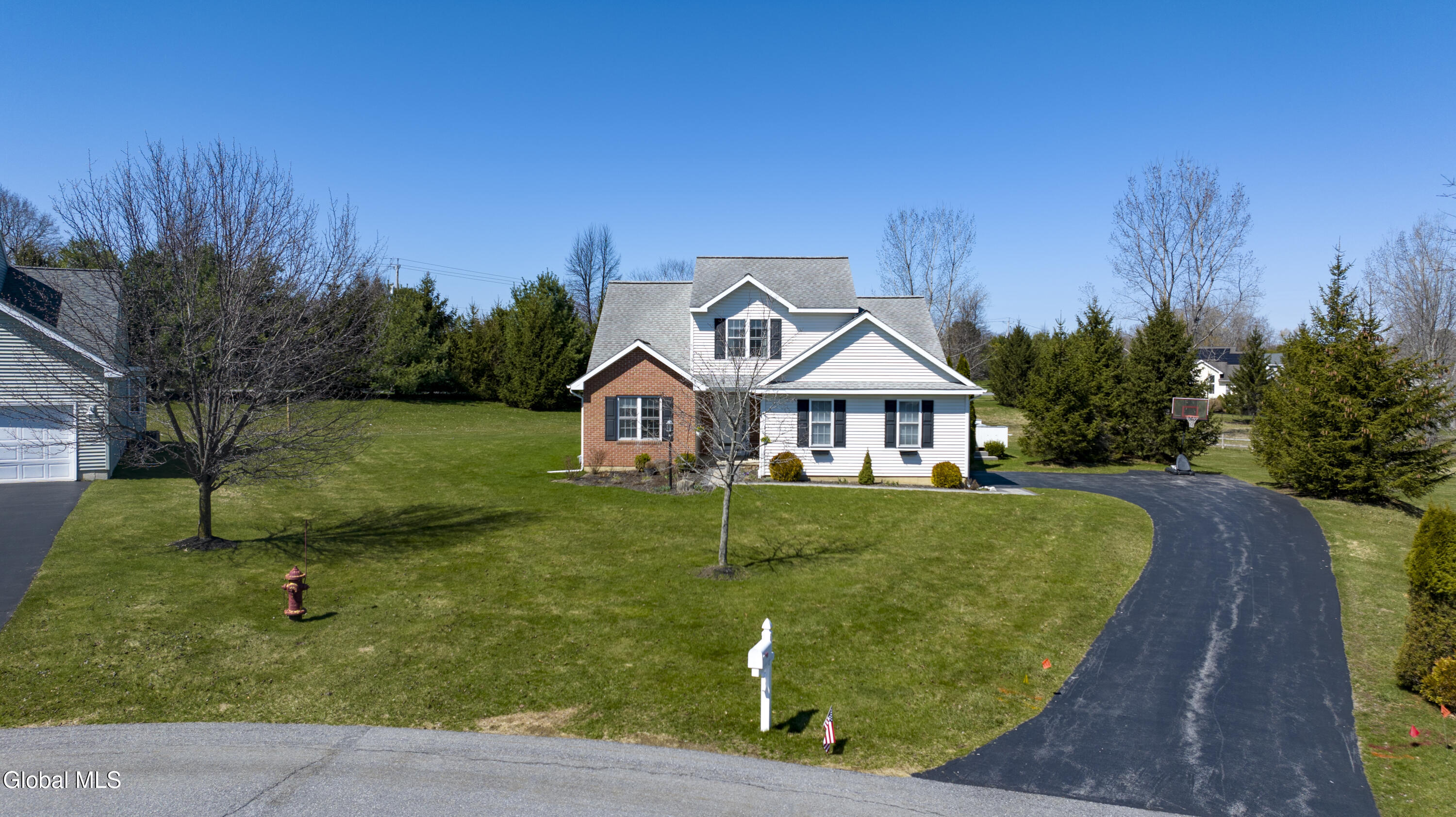 11 Mallard Cove Ballston Lake NY 12019