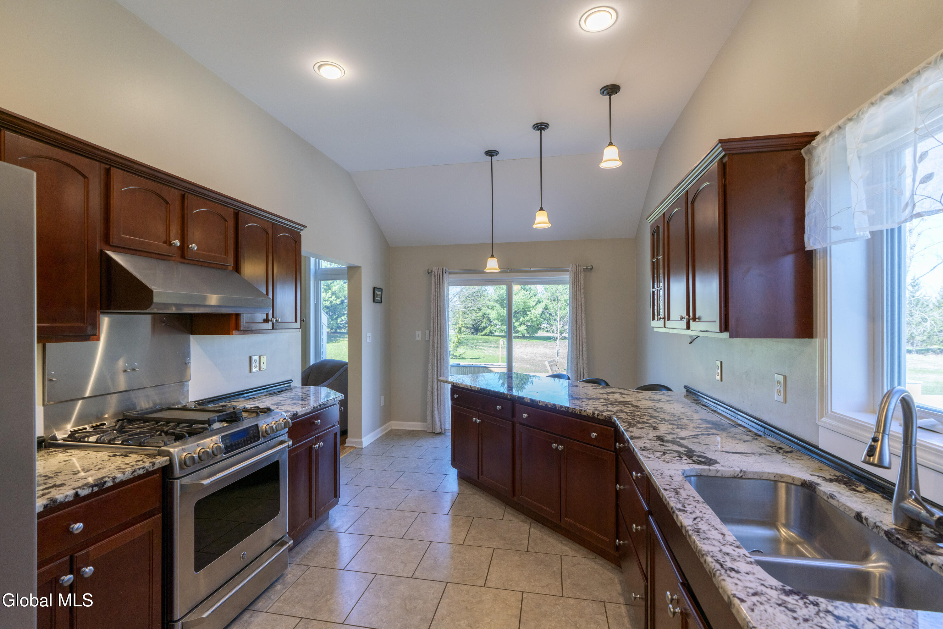 11 Mallard Cove Ballston Lake NY 12019
