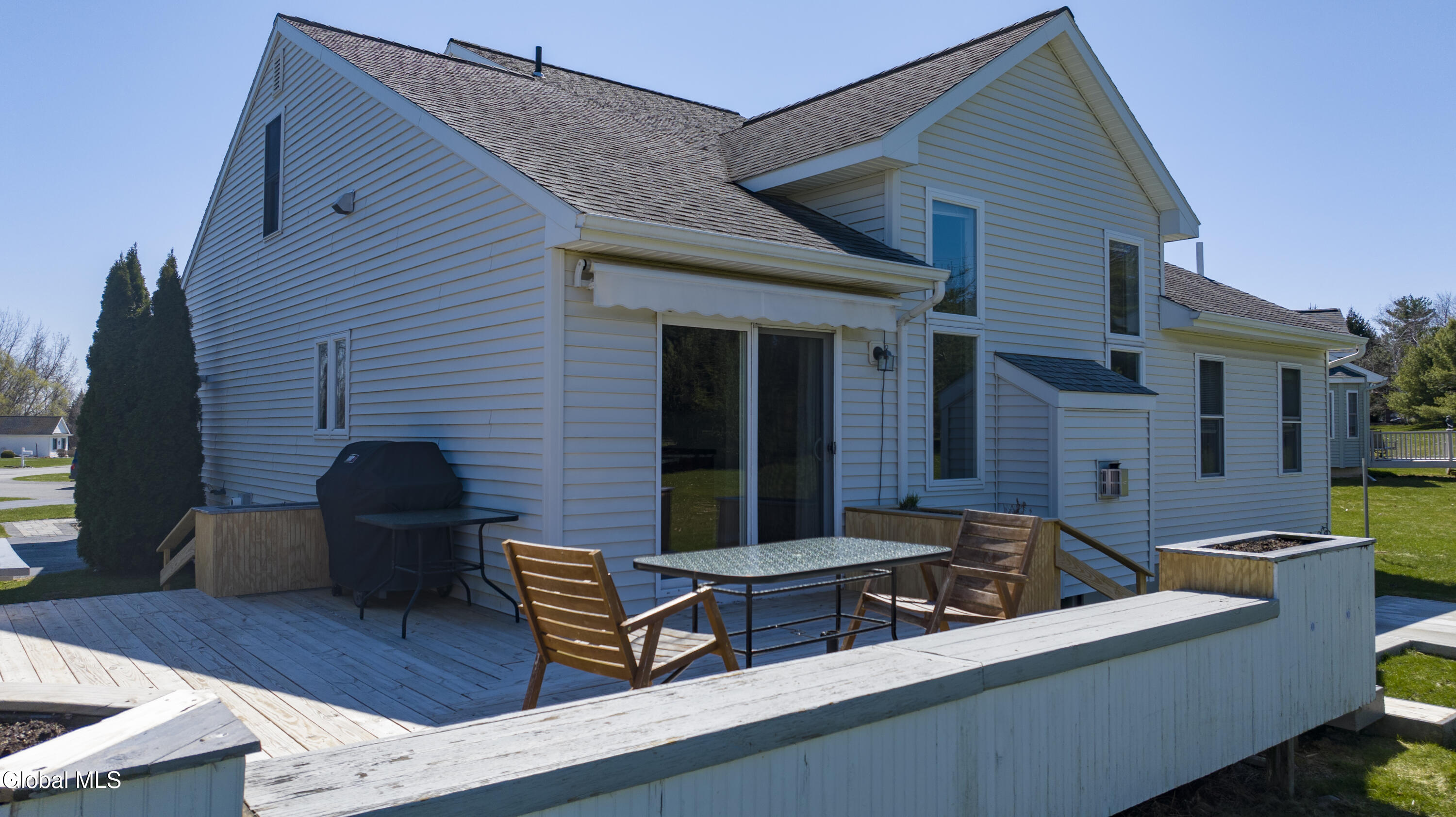 11 Mallard Cove Ballston Lake NY 12019