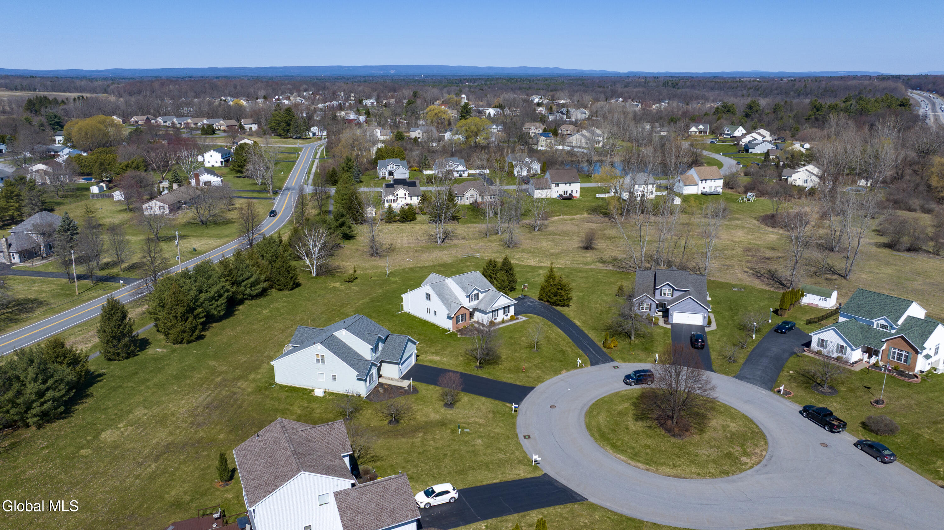11 Mallard Cove Ballston Lake NY 12019