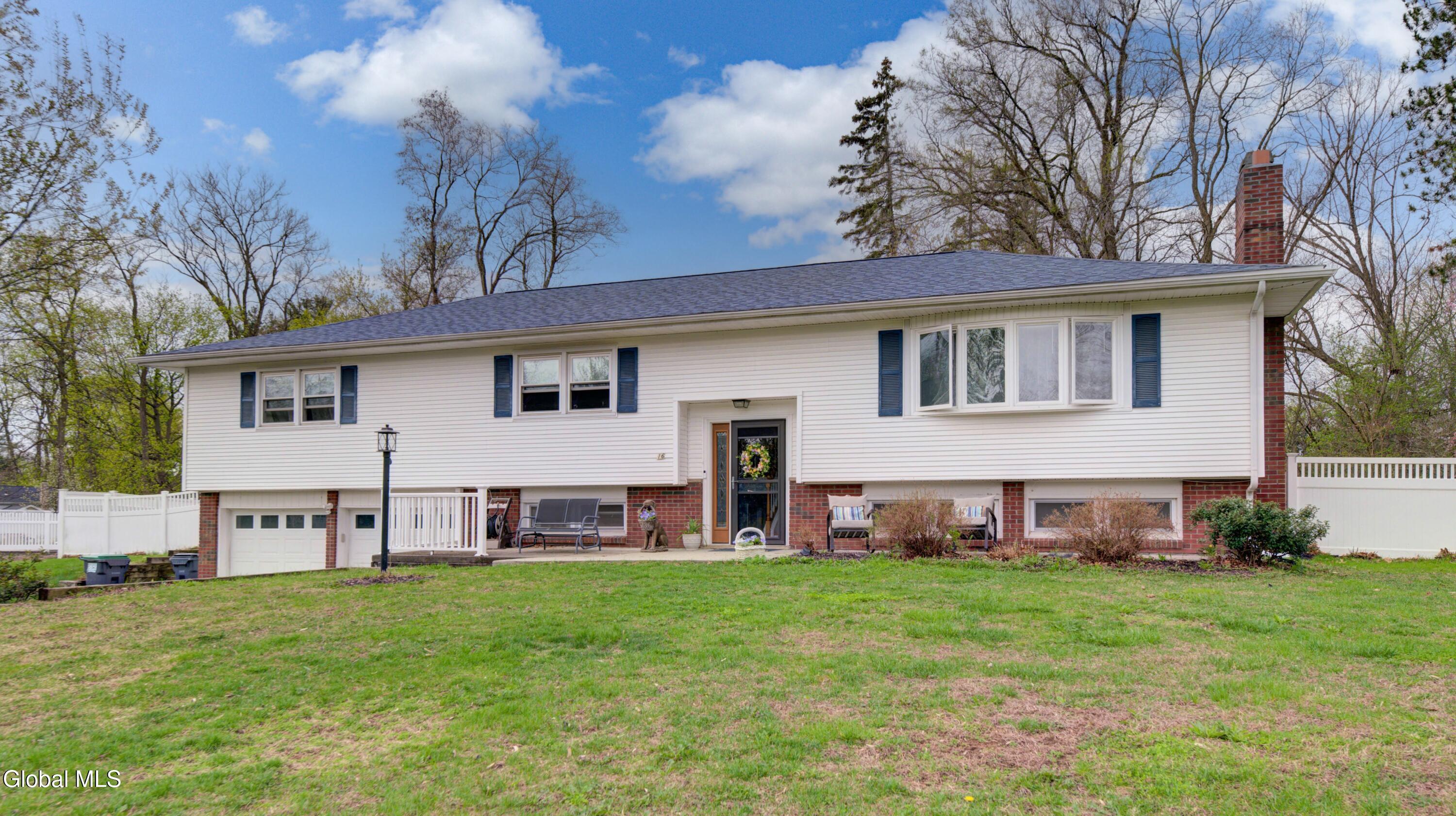 16 Vatrano Lane Loudonville NY 12211