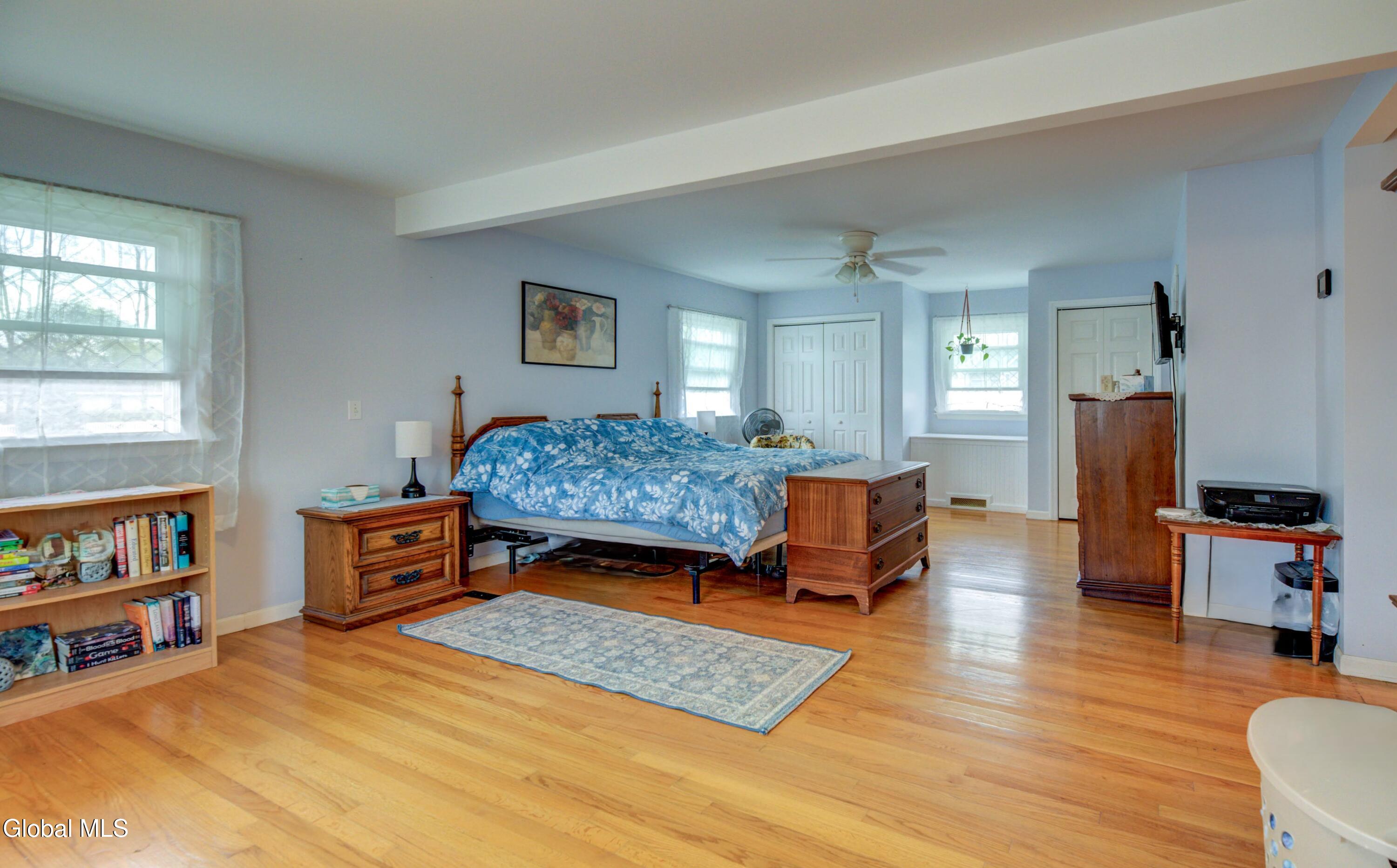 16 Vatrano Lane Loudonville NY 12211