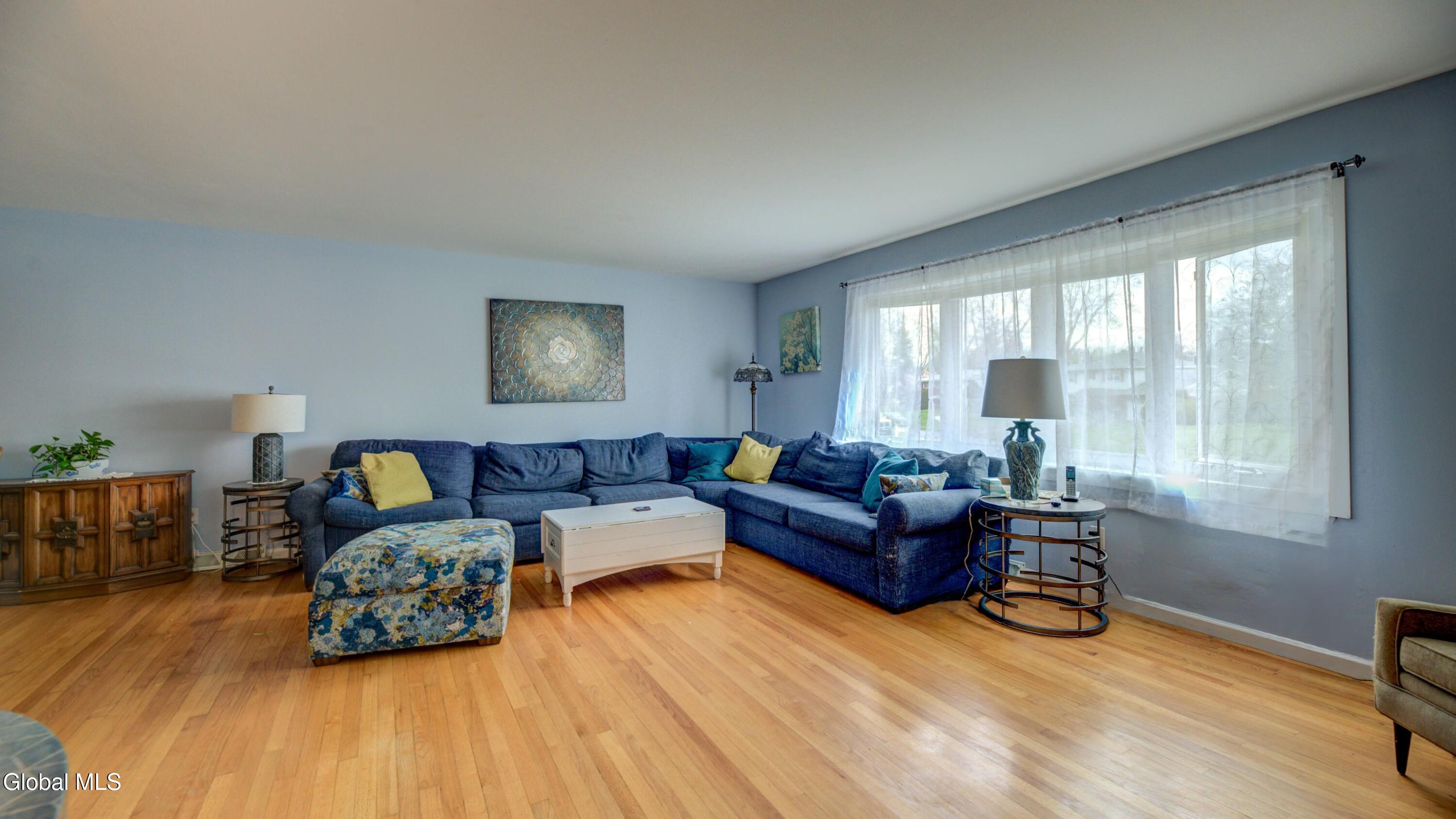 16 Vatrano Lane Loudonville NY 12211